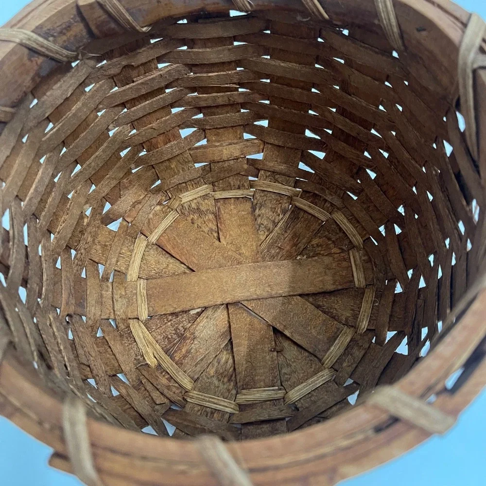 Vintage Woven Wood Round Basket with Handle and Green Cherry Apple Fabric Liner
